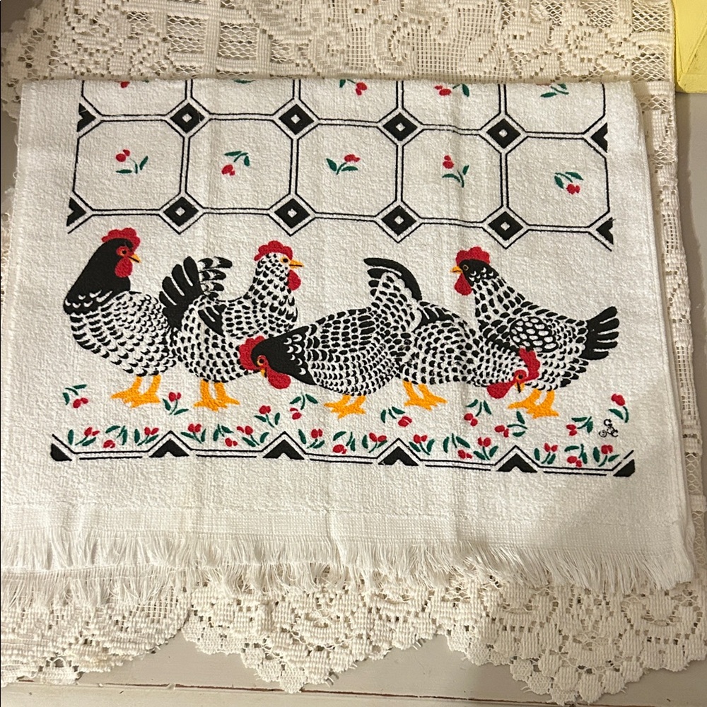 Farmhouse Chicken Kitchen Towel - Black and White